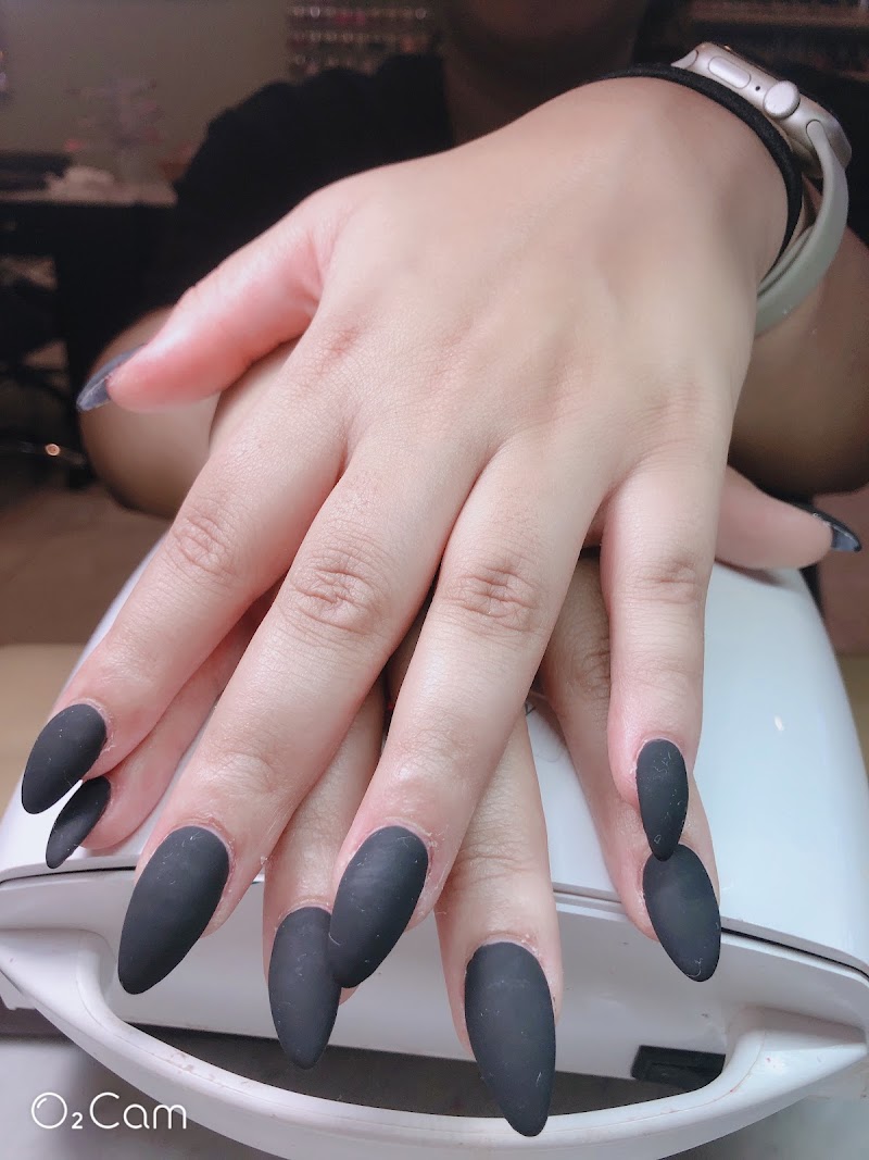 Elegant Nails Spa & Salon, nail salon in Pottstown, PA, photo 3 of 10